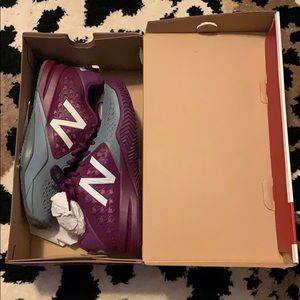 New Balance Tennis Shoes